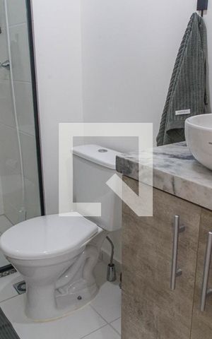 Apartamento à venda com 33m², 1 quarto e sem vaga Apartamento à venda com 33m², 1 quarto e sem vagaBanheiro