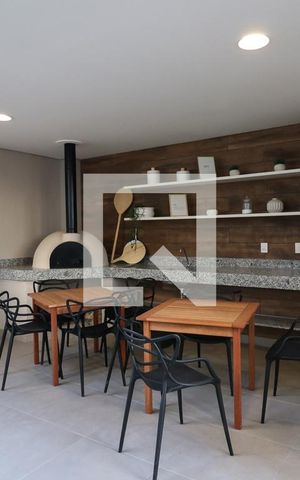 Apartamento à venda com 33m², 1 quarto e sem vaga Apartamento à venda com 33m², 1 quarto e sem vagaChurrasqueira