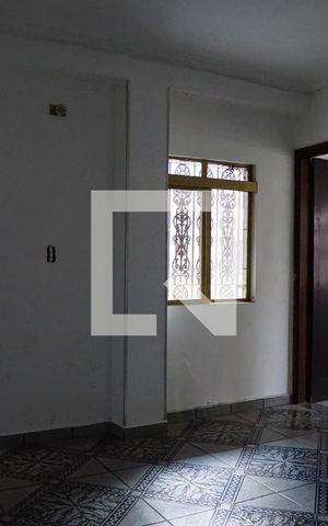Casa à venda com 370m², 4 quartos e 2 vagasSala