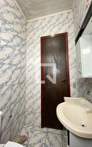 Casa para alugar com 130m², 5 quartos e 3 vagasBanheiro