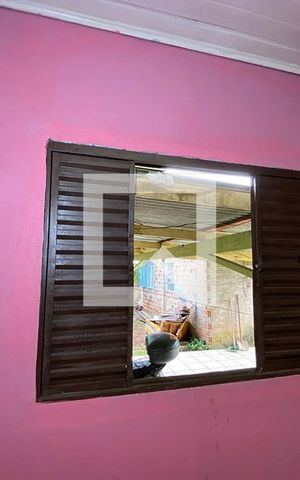 Casa para alugar com 130m², 5 quartos e 3 vagasJanela do Quarto 1 
