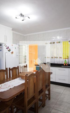 Casa à venda com 142m², 3 quartos e 7 vagasCozinha