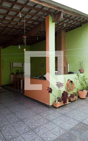 Casa à venda com 142m², 3 quartos e 7 vagasChurrasqueira