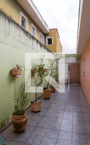 Casa à venda com 142m², 3 quartos e 7 vagasQuintal