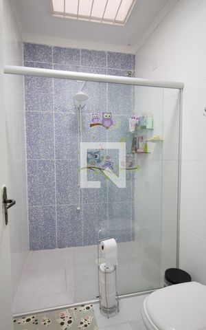 Casa à venda com 142m², 3 quartos e 7 vagasBanheiro da Suíte 