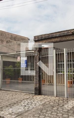 Casa à venda com 142m², 3 quartos e 7 vagasFachada