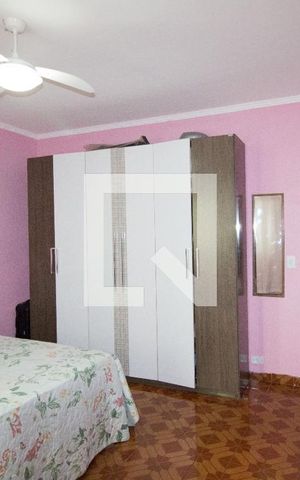 Casa à venda com 142m², 3 quartos e 7 vagasQuarto 2