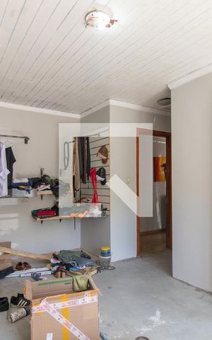 Casa à venda com 300m², 3 quartos e 3 vagas Casa à venda com 300m², 3 quartos e 3 vagasQuarto 1 - Suíte