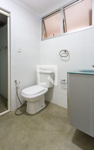 Apartamento para alugar com 62m², 3 quartos e 1 vaga Apartamento para alugar com 62m², 3 quartos e 1 vagaBanheiro