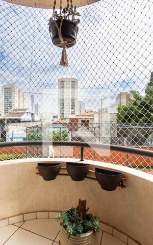 Apartamento à venda com 65m², 3 quartos e 1 vaga Apartamento à venda com 65m², 3 quartos e 1 vagaVaranda