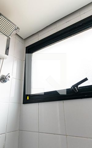 Apartamento à venda com 57m², 2 quartos e 1 vaga Apartamento à venda com 57m², 2 quartos e 1 vagaBanheiro
