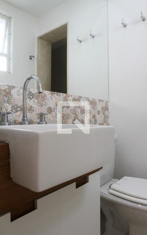 Apartamento à venda com 78m², 2 quartos e 1 vagaBanheiro do Quarto 2 - Suíte