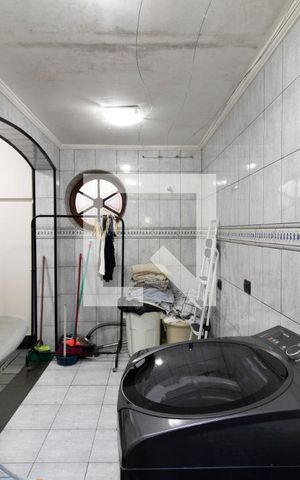 Casa à venda com 387m², 4 quartos e 4 vagasLavanderia