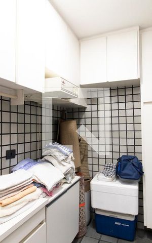 Casa à venda com 387m², 4 quartos e 4 vagasLavanderia