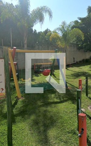 Casa de condomínio à venda com 250m², 4 quartos e 2 vagasPlayground