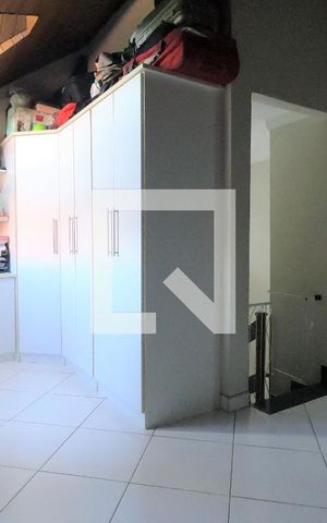 Casa de condomínio à venda com 250m², 4 quartos e 2 vagasSuíte 2