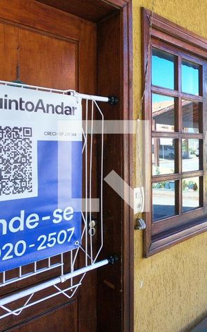 Casa de condomínio à venda com 250m², 4 quartos e 2 vagasPlaca