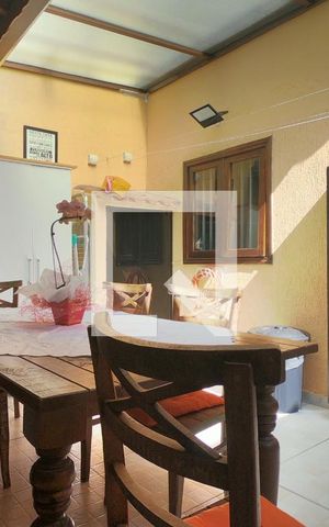 Casa de condomínio à venda com 250m², 4 quartos e 2 vagasChurrasqueira
