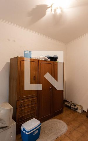 Casa à venda com 220m², 3 quartos e 5 vagas Casa à venda com 220m², 3 quartos e 5 vagasQuarto serviço