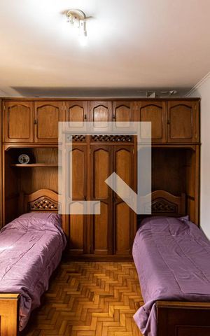 Casa à venda com 220m², 3 quartos e 5 vagas Casa à venda com 220m², 3 quartos e 5 vagasQuarto 2