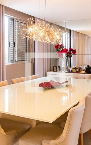 Apartamento à venda com 360m², 4 quartos e 3 vagas Apartamento à venda com 360m², 4 quartos e 3 vagasSala de Jantar
