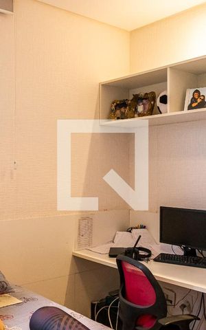 Apartamento à venda com 360m², 4 quartos e 3 vagas Apartamento à venda com 360m², 4 quartos e 3 vagasSuíte 2