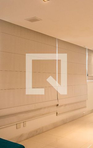 Apartamento à venda com 360m², 4 quartos e 3 vagas Apartamento à venda com 360m², 4 quartos e 3 vagasSala 2