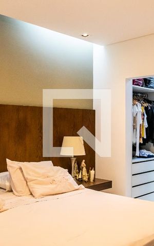 Apartamento à venda com 360m², 4 quartos e 3 vagas Apartamento à venda com 360m², 4 quartos e 3 vagasSuíte master