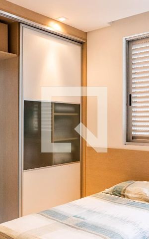 Apartamento à venda com 360m², 4 quartos e 3 vagas Apartamento à venda com 360m², 4 quartos e 3 vagasSuíte 1
