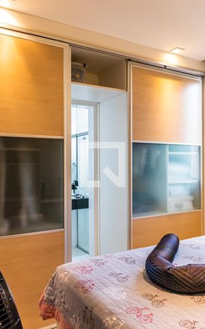 Apartamento à venda com 360m², 4 quartos e 3 vagas Apartamento à venda com 360m², 4 quartos e 3 vagasSuíte 2