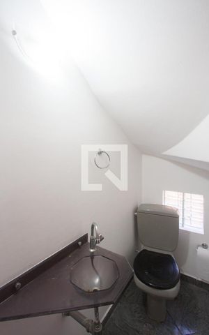 Casa à venda com 150m², 3 quartos e 3 vagasSala