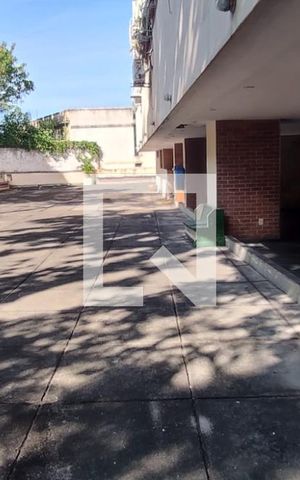 Apartamento à venda com 71m², 1 quarto e 1 vagaÁrea comum