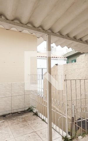 Casa à venda com 180m², 3 quartos e 2 vagas Casa à venda com 180m², 3 quartos e 2 vagasLavanderia