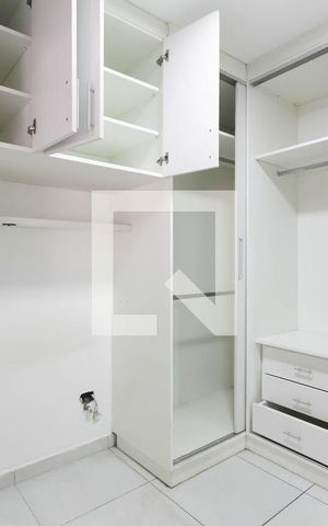 Casa à venda com 350m², 4 quartos e 3 vagas Casa à venda com 350m², 4 quartos e 3 vagasQuarto 1