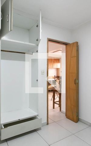 Casa à venda com 350m², 4 quartos e 3 vagas Casa à venda com 350m², 4 quartos e 3 vagasQuarto 2