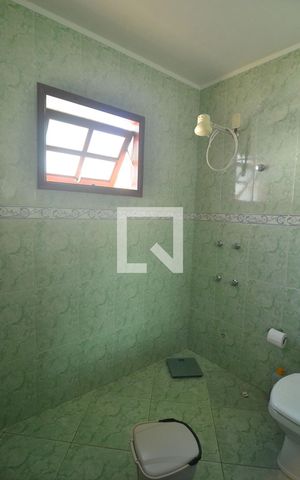 Casa à venda com 155m², 4 quartos e 5 vagasBanheiro Suíte