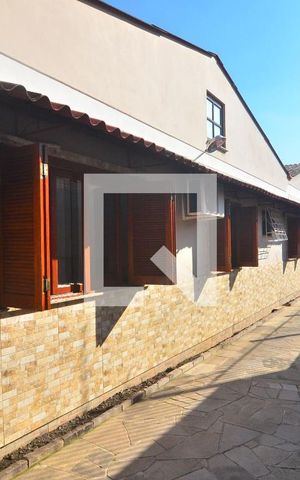 Casa à venda com 155m², 4 quartos e 5 vagasPátio