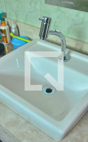 Casa à venda com 155m², 4 quartos e 5 vagasBanheiro Suíte