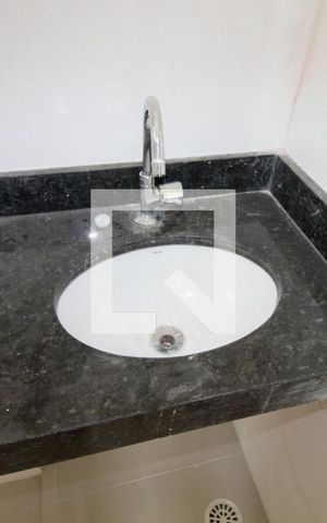 Apartamento à venda com 43m², 2 quartos e sem vagaBanheiro 