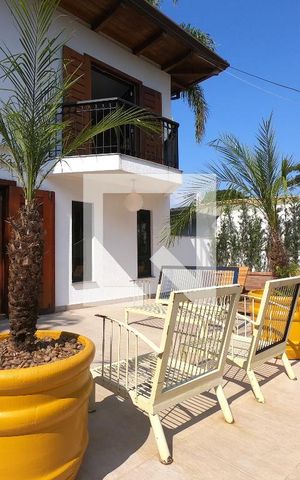 Casa à venda com 800m², 5 quartos e 4 vagasTerraço