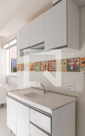Apartamento à venda com 42m², 2 quartos e 1 vaga Apartamento à venda com 42m², 2 quartos e 1 vagaCozinha e Área de Serviço