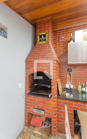 Casa à venda com 154m², 3 quartos e 2 vagas Casa à venda com 154m², 3 quartos e 2 vagasÁrea Gourmet