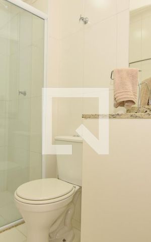 Apartamento para alugar com 67m², 2 quartos e 2 vagas Apartamento para alugar com 67m², 2 quartos e 2 vagasBanheiro Social