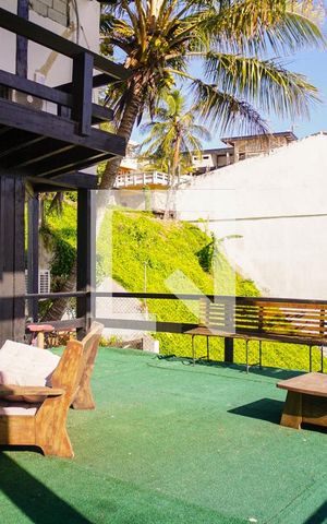Casa de condomínio à venda com 700m², 5 quartos e 2 vagas Casa de condomínio à venda com 700m², 5 quartos e 2 vagasVanda da Suíte 4/Escritório