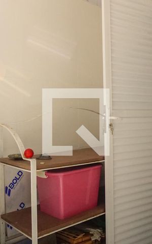Casa de condomínio à venda com 700m², 5 quartos e 2 vagas Casa de condomínio à venda com 700m², 5 quartos e 2 vagasBanheiro da Área Gourmet