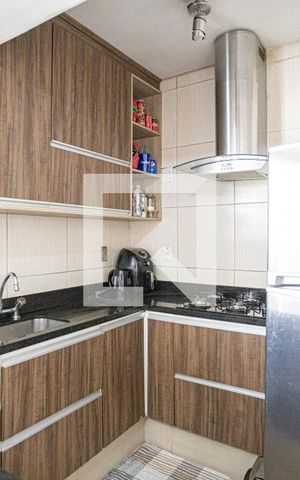 Casa à venda com 200m², 3 quartos e 2 vagas Casa à venda com 200m², 3 quartos e 2 vagasCozinha