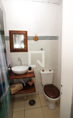 Casa à venda com 300m², 6 quartos e 2 vagas