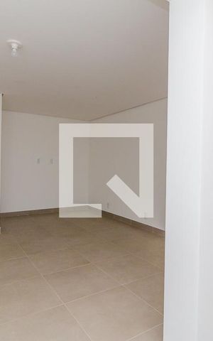 Casa à venda com 270m², 3 quartos e 4 vagas Casa à venda com 270m², 3 quartos e 4 vagasDeposito