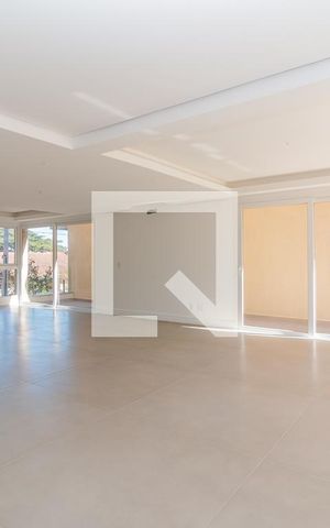 Casa à venda com 270m², 3 quartos e 4 vagas Casa à venda com 270m², 3 quartos e 4 vagasCozinha