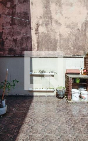 Casa à venda com 89m², 3 quartos e 2 vagasChurrasqueira